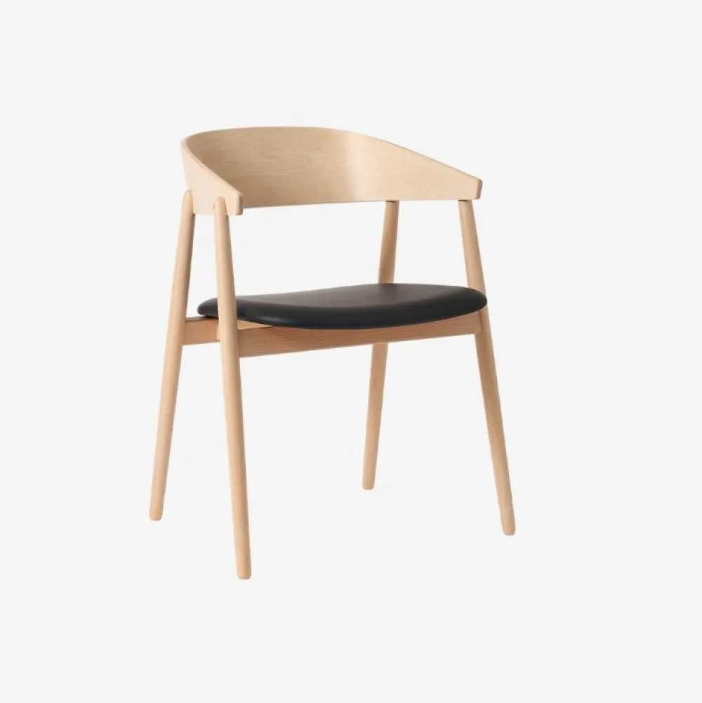 Andersen Furniture Stue|Stole>AC2 Stol Hvidpigmenteret Mat Lakeret Bøg Sort PU Læder