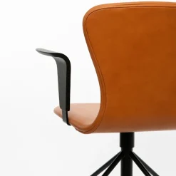 Bruunmunch Stue|Kontor>PLAY Arm Chair Swing Cognac Hero Læder