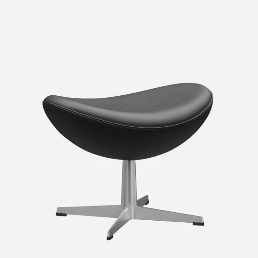 Fritz Hansen Stole|Stue>3316 Ægget Sort Essential Læder Inkl. Fodskammel
