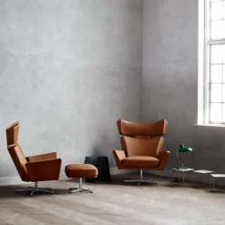 Fritz Hansen Stue|Stole>4210 Oksen Fodskammel Essential Læder
