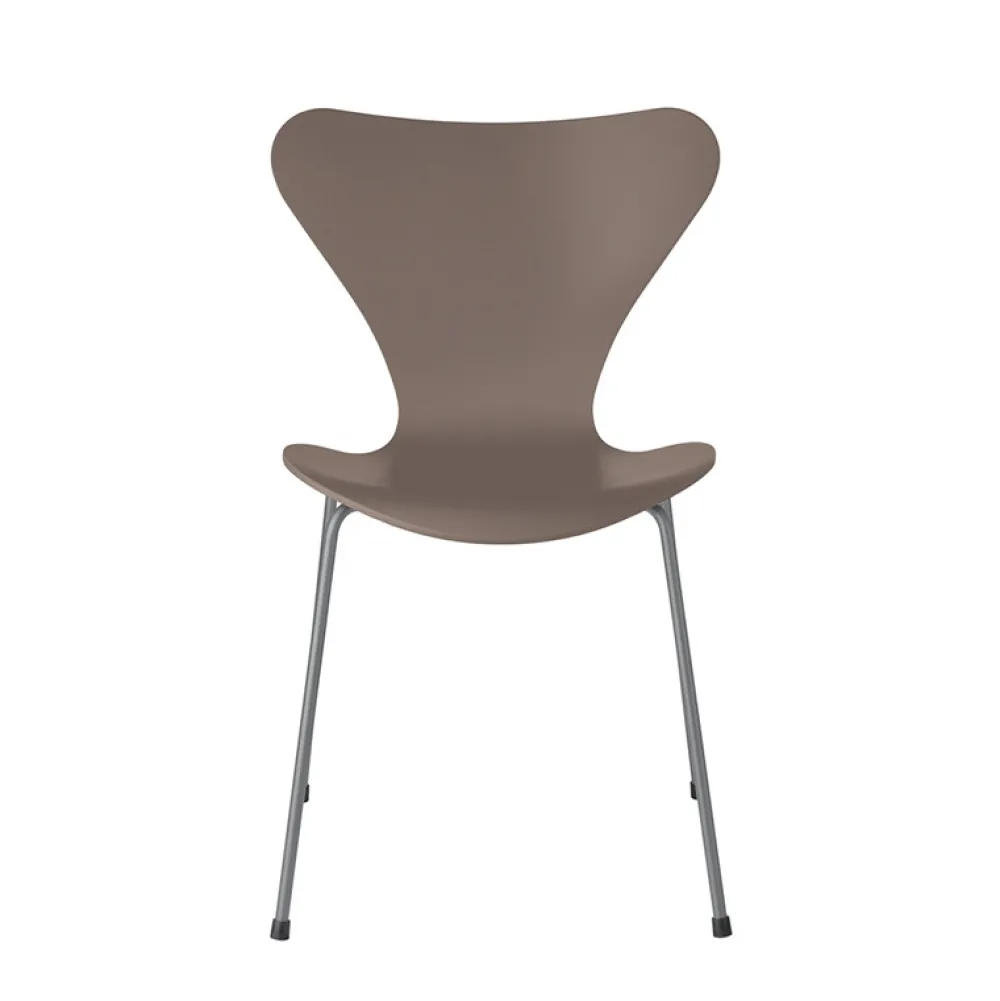 Fritz Hansen Køkken|Stole>Serie 7™ 3107 Lakeret