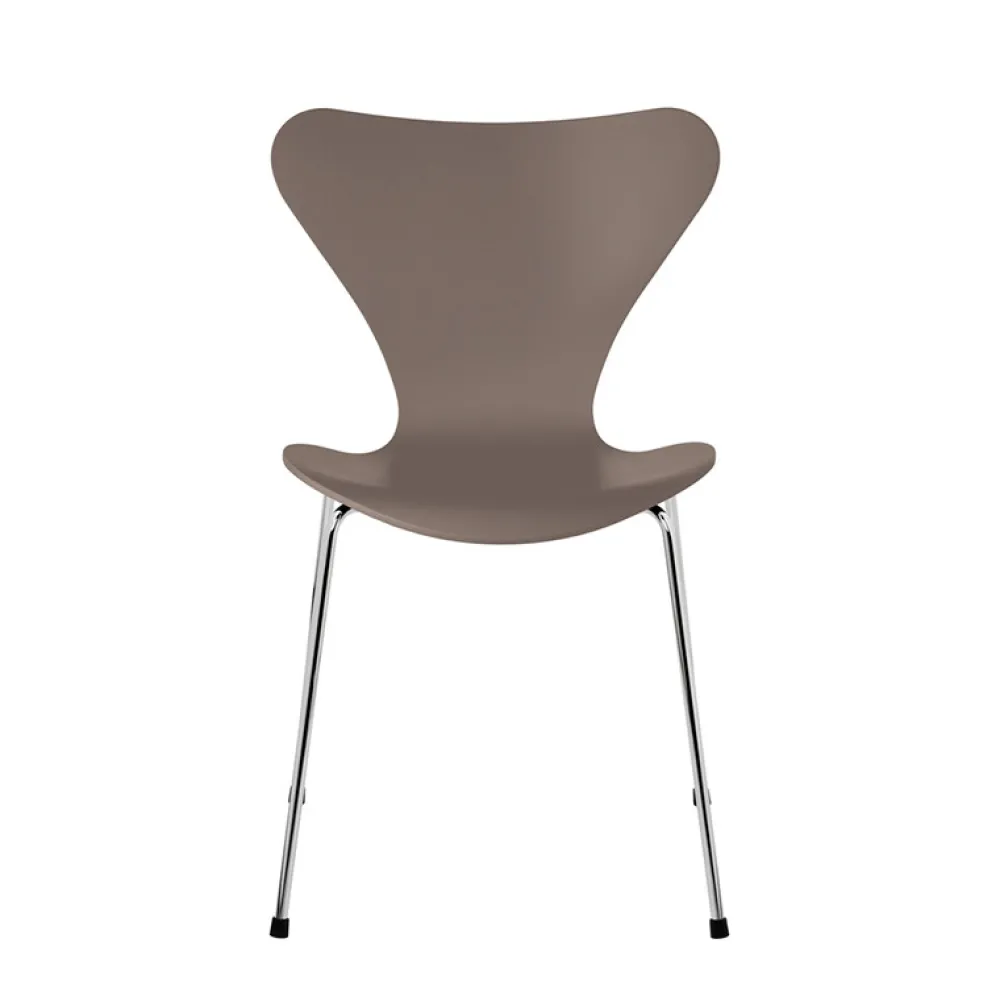 Fritz Hansen Køkken|Stole>Serie 7™ 3107 Lakeret