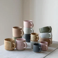 Julie Damhus Studio Keramik & Porcelæn>Oda Te Kop Med Hank Grøn