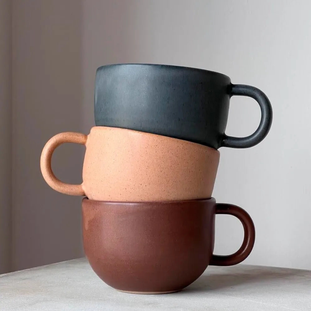 Julie Damhus Studio Keramik & Porcelæn>Oda Tekop Med Hank Beige