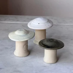 Julie Damhus Studio Julepynt|Juleborddækning>Svamp Flat White (Lille, Mellem, Stor)