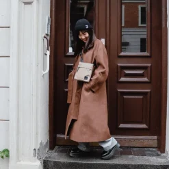 Dame Kintobe Accessories|Accessories>BOB Crossbody Bag Latte