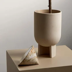 Kristina Dam Studio Andet Boligtilbehør|Vaser>Serene Flowerpot Medium Sand