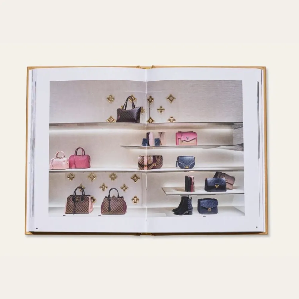 New Mags Bøger>The Essence Of Louis Vuitton