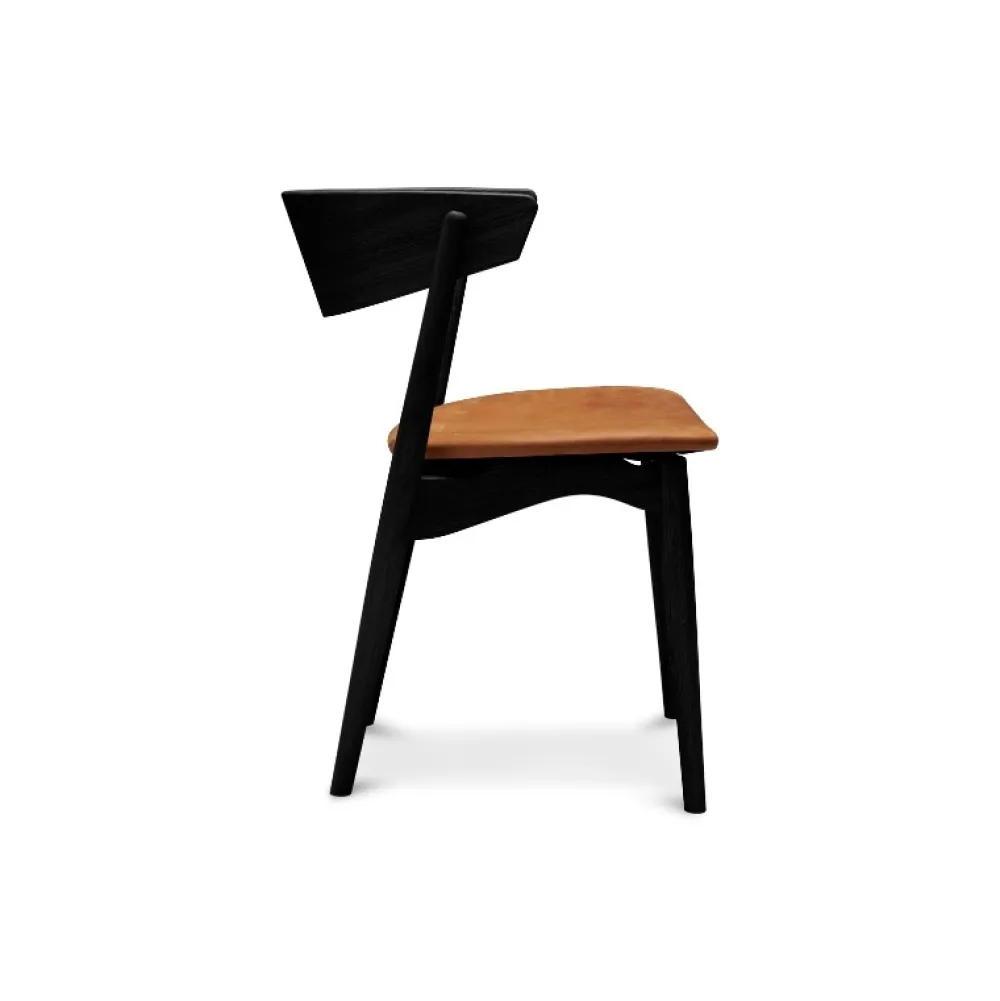 Sibast Furniture Stue|Stole>No 7 Dining Chair Sortlakeret Eg Cognac Dunes Læder