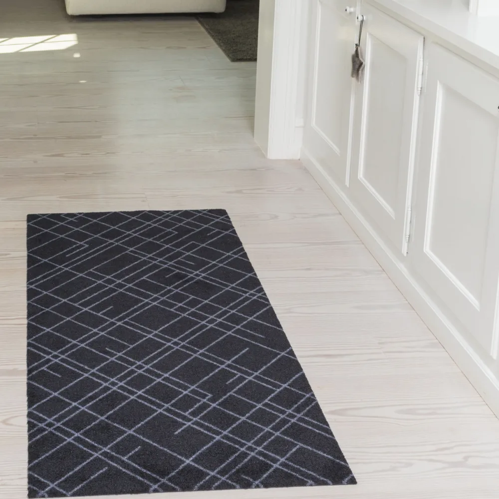 Tica Copenhagen Tæpper & Måtter>Lines Smudsmåtte Sort/Grå 67x150 cm