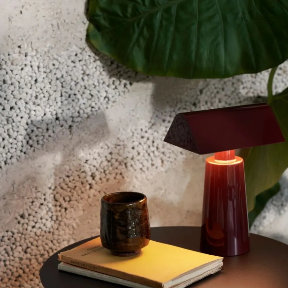 &Tradition Soveværelse|Bordlamper>Caret MF1 Dark Burgundy