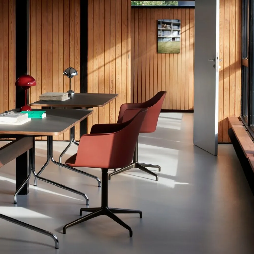&Tradition Kontor>Pavilion AV16 Iron Linoleum Walnut Chrome Base